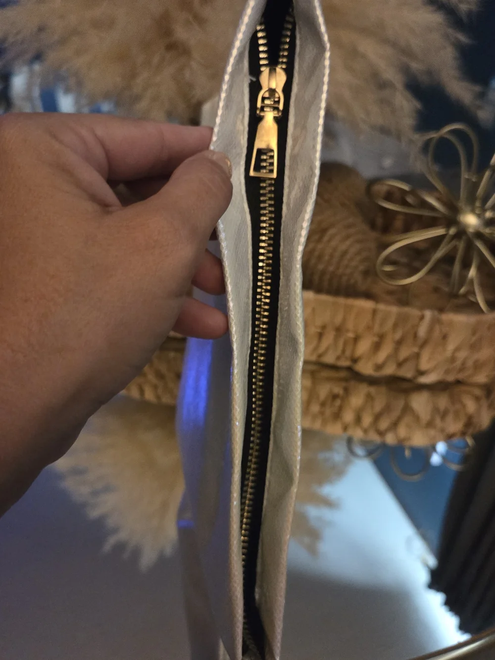Equilibria Metallic Champagne Gold Iridescent Textured Zip Clutch Pouch